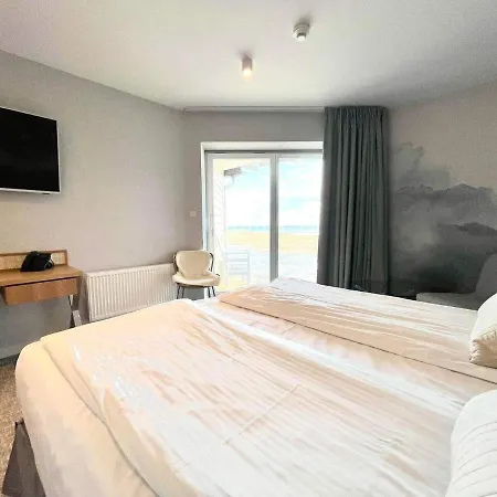 Zhong Hua Hotel 3*