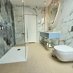 Zhong Hua 소포트