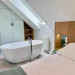 호텔 Zhong Hua 3*
