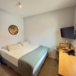 Zhong Hua Hotel