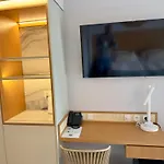 Hotel Zhong Hua 3*