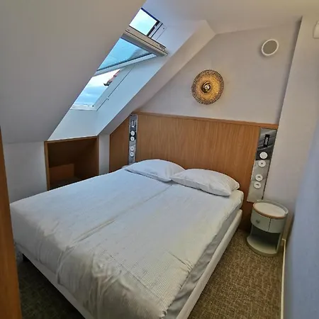 Szálloda Zhong Hua Sopot