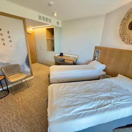 Hotel Zhong Hua
