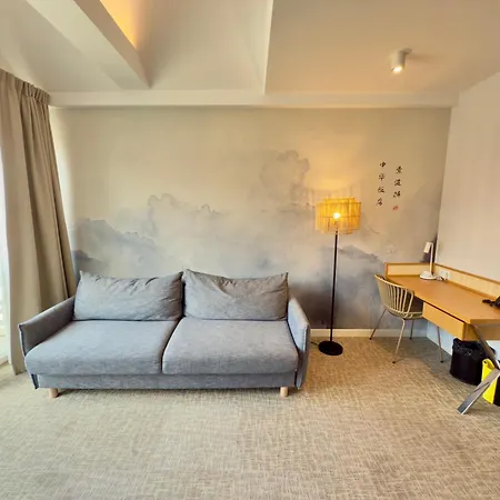 Zhong Hua 3* Sopot