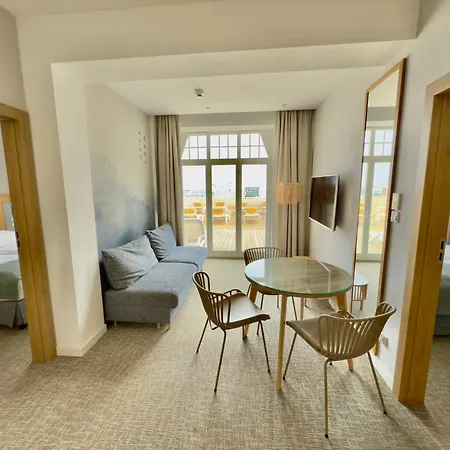 Zhong Hua Hotel 3*