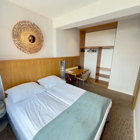 Zhong Hua Hotel